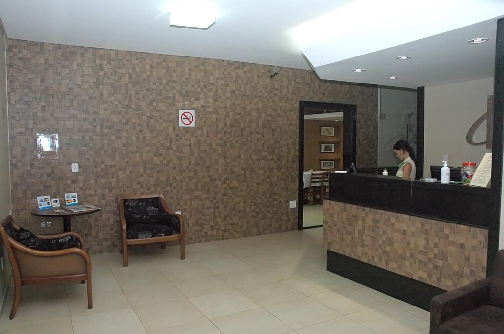 Hotel Carolina Plaza ウベラバ エクステリア 写真